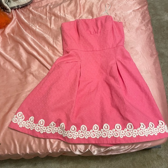 Lilly Pulitzer Pink Dress with Floral Detail - Picture 1 of 2